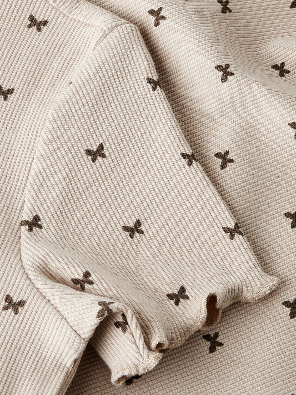 model_shot-front_full